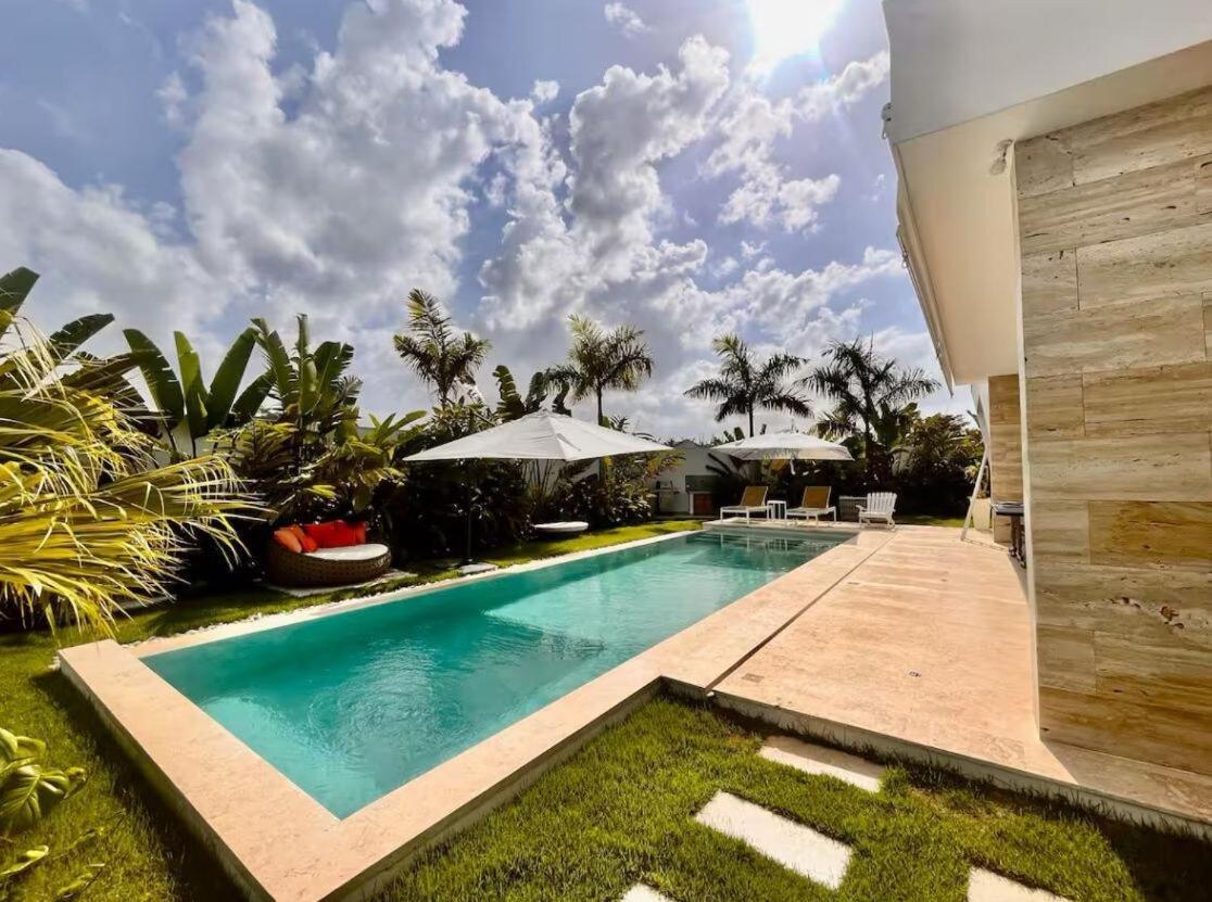 5 Bedroom Villa With Daily Housekeeping Las Terrenas Exterior photo