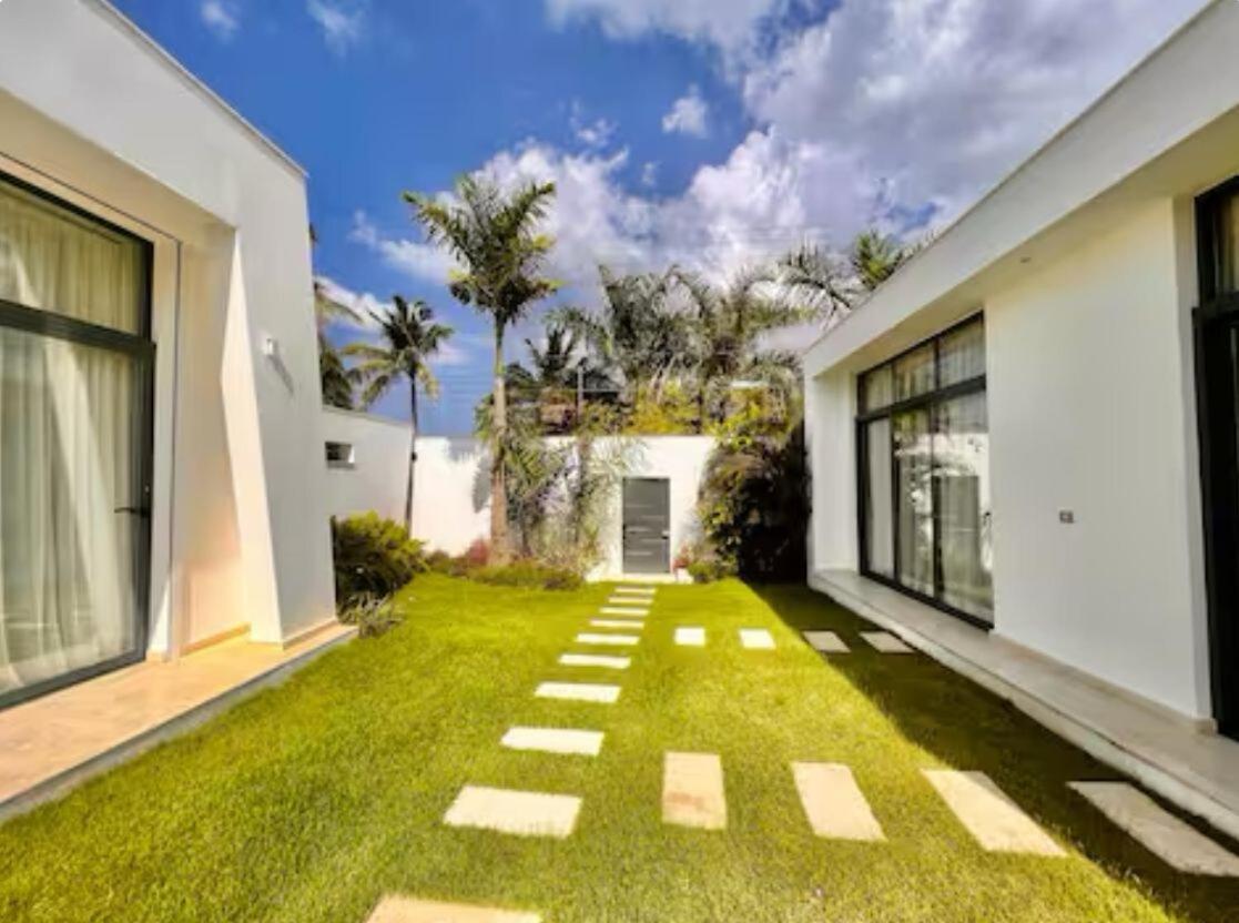 5 Bedroom Villa With Daily Housekeeping Las Terrenas Exterior photo